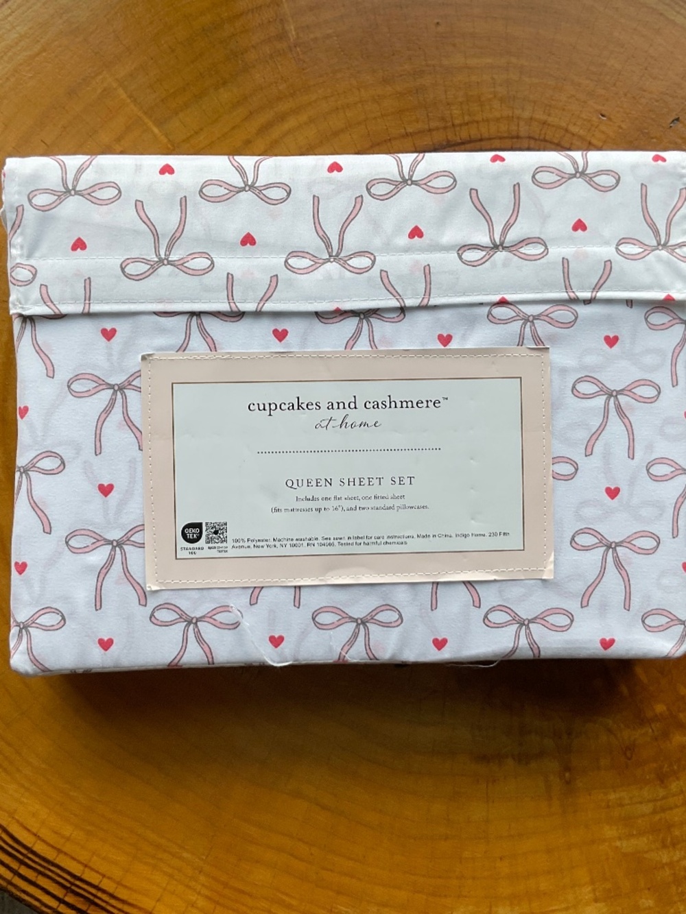 Cupcakes and Cashmere Queen Sheet Set Bows and Hearts